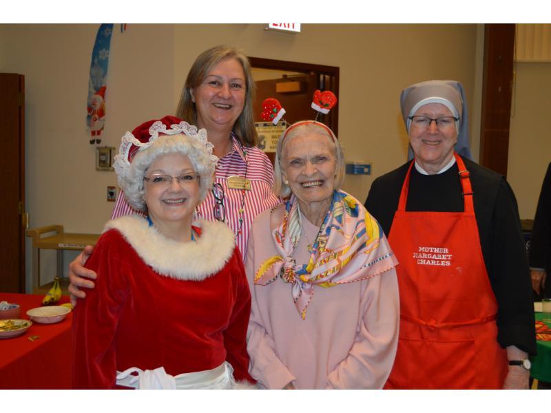 Mother-Melissa-Dorothy-and-Mrs-Claus
