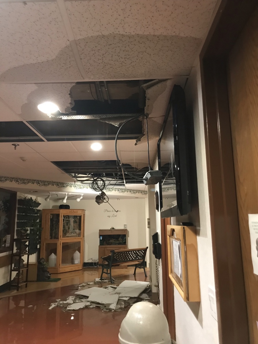 Ceiling-Down